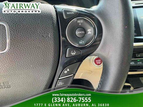 Used 2017 Honda Accord Touring image 20