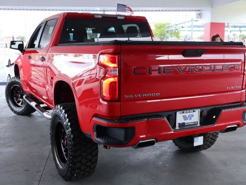 Used 2020 Chevrolet Silverado 1500 Custom w/ Custom Value Package image 7