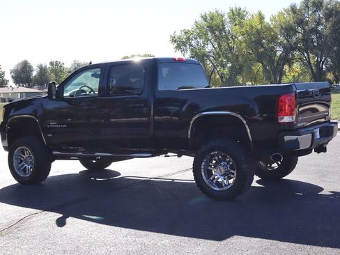 Used 2008 GMC Sierra 2500 SLT w/ Convenience Package image 8