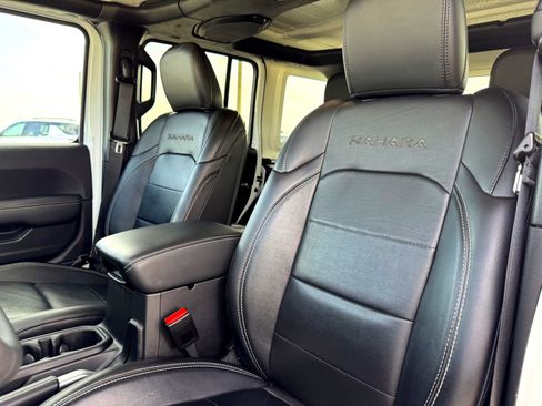 Used 2023 Jeep Wrangler Unlimited Sahara image 15