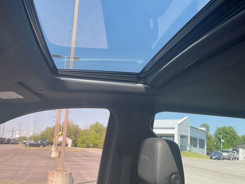 Used 2019 GMC Sierra 1500 AT4 w/ AT4 Premium Package AWD/4WD image 29