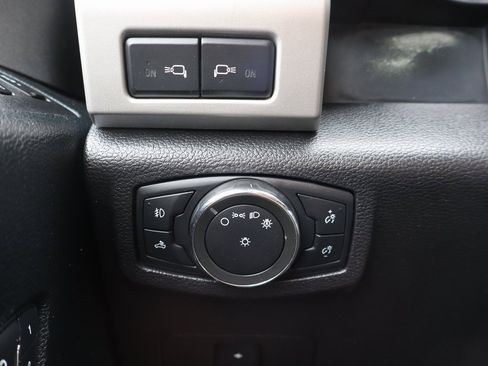 Used 2017 Ford F450 Lariat w/ Tow Technology Bundle image 18