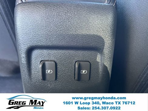 Used 2021 Nissan Kicks SV image 19