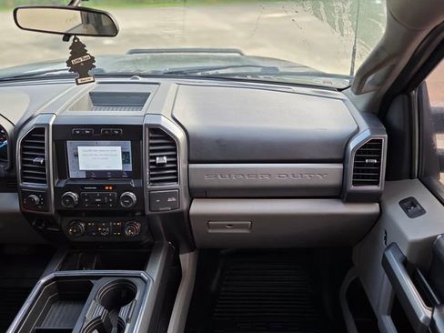 Used 2022 Ford F250 XLT w/ XLT Value Package AWD/4WD image 19