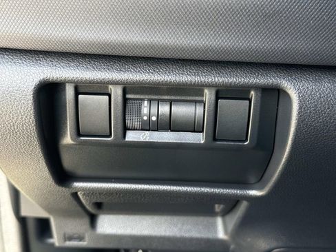 Used 2025 Subaru Forester Premium w/ Convenience Package #1 image 43