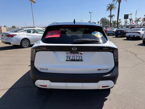 Certified 2025 Nissan Kicks SR AWD/4WD image 5