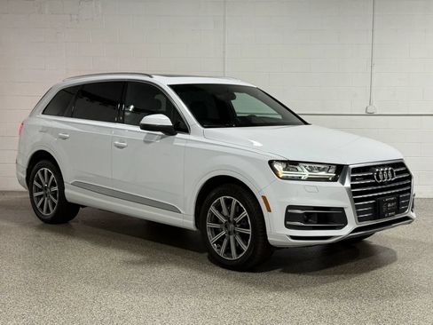 Used 2018 Audi Q7 3.0T Prestige w/ Prestige Package AWD/4WD image 4