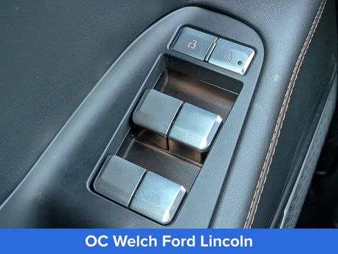 Certified 2025 Lincoln Navigator Black Label AWD/4WD image 29
