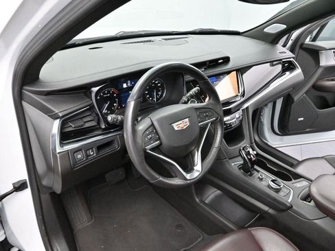 Certified 2024 Cadillac XT6 Premium Luxury image 13
