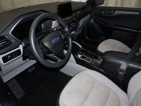 Certified 2023 Ford Escape Active image 24
