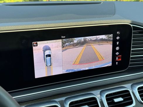 Used 2020 Mercedes-Benz GLE 350 4MATIC image 39