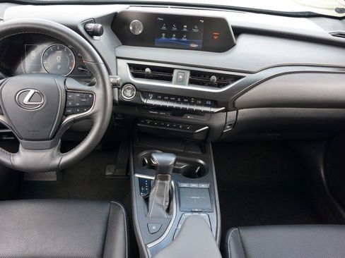 Certified 2020 Lexus UX 200 w/ Premium Package image 25