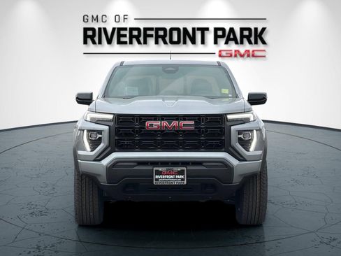 New 2026 GMC Canyon Elevation image 8