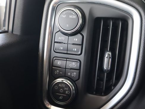 Used 2022 GMC Sierra 2500 AT4 w/ AT4 Preferred Package image 25