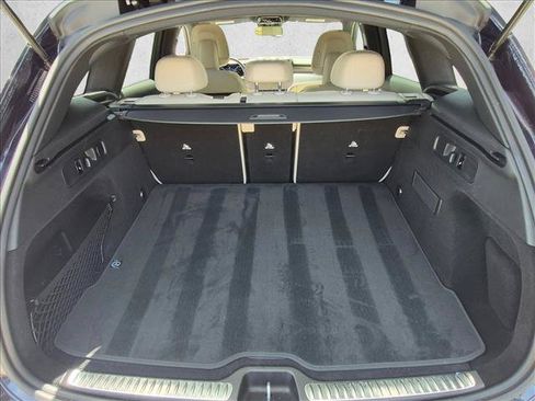 Used 2023 Mercedes-Benz GLC 300 4MATIC image 6