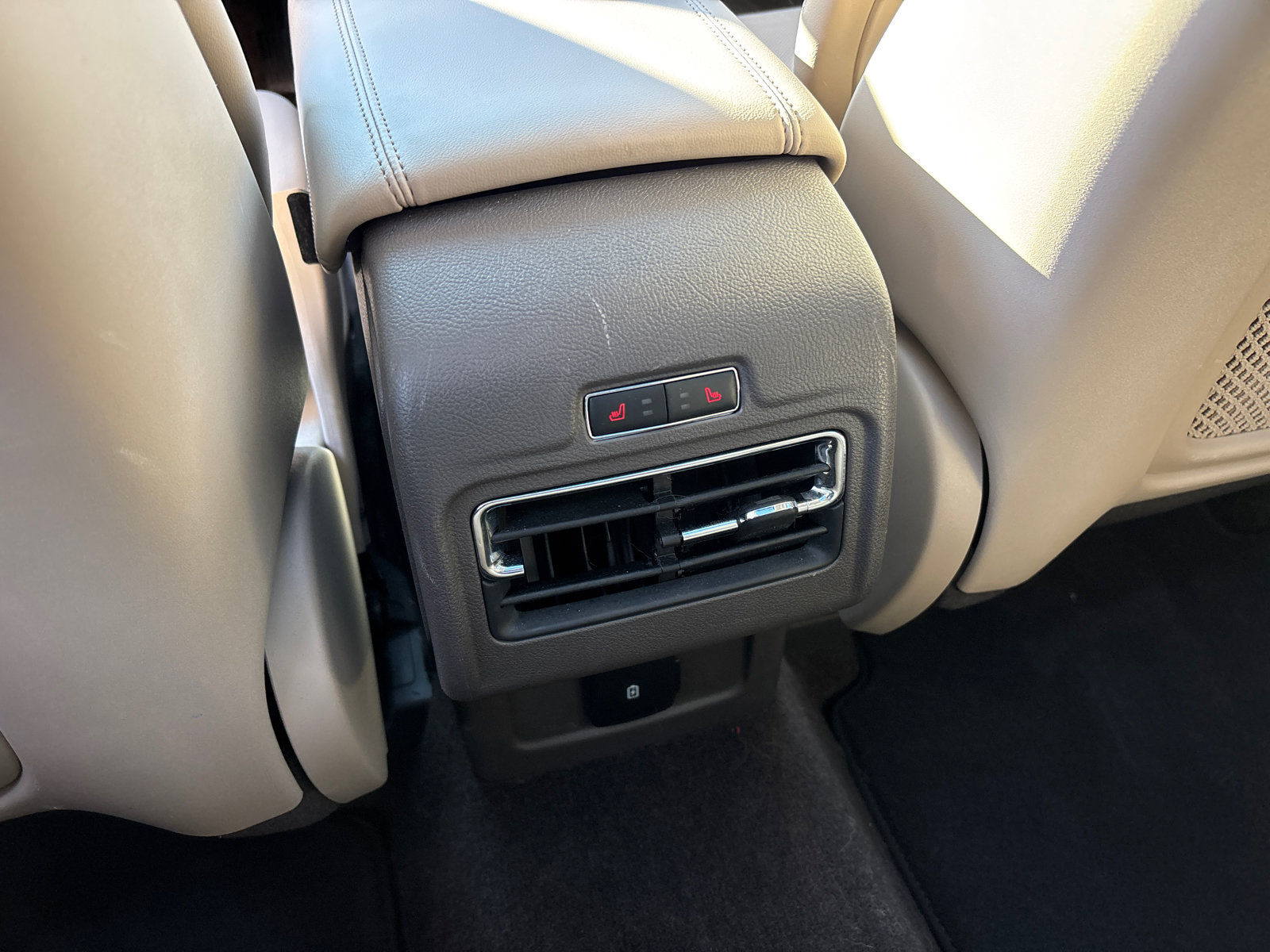 Certified 2022 Lincoln Corsair Reserve w/ Equipment Group 201A AWD/4WD image 32
