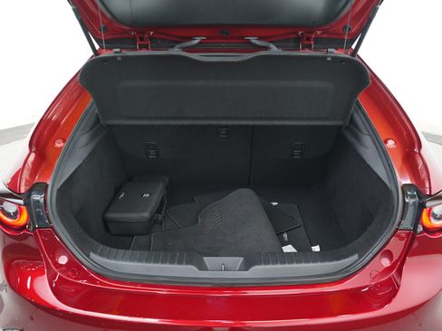 Used 2023 MAZDA MAZDA3 s FWD image 18