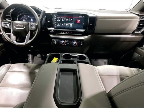 Used 2024 GMC Sierra 1500 SLT image 15