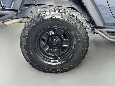 Used 2016 Jeep Wrangler Sport w/ Quick Order Package 24S AWD/4WD image 33
