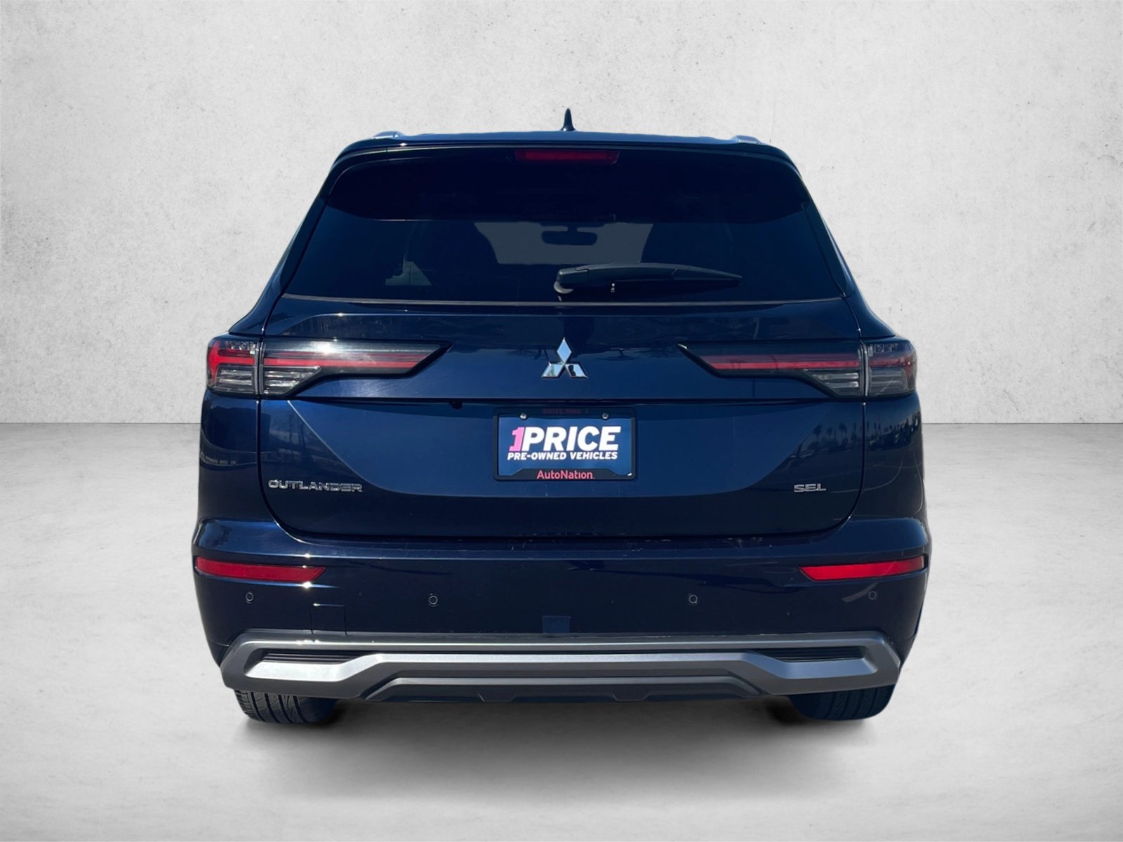 Used 2025 Mitsubishi Outlander SEL FWD image 6