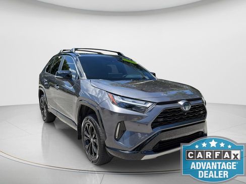 Used 2024 Toyota RAV4 XSE w/ Advanced Technology Package AWD/4WD image 4