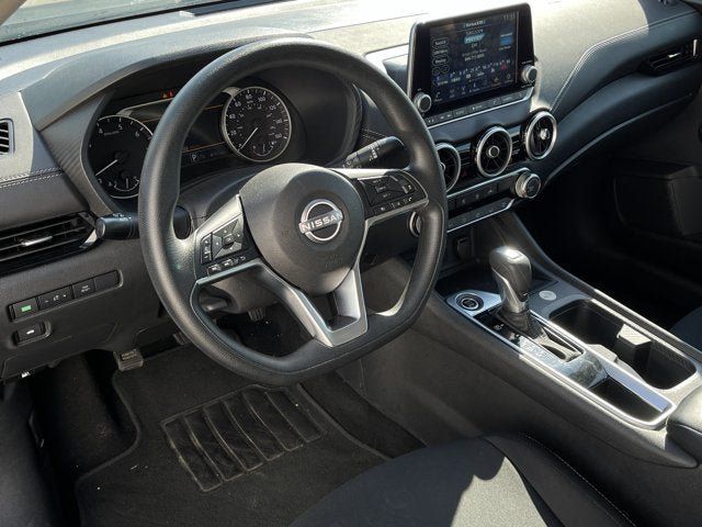Used 2024 Nissan Sentra SV FWD image 11
