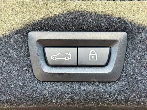 Used 2021 BMW 540i w/ Premium Package RWD image 12
