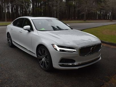 New 2024 Volvo S90 B6 Plus