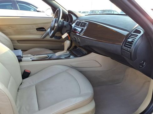 Used 2004 BMW Z4 2.5i RWD image 7