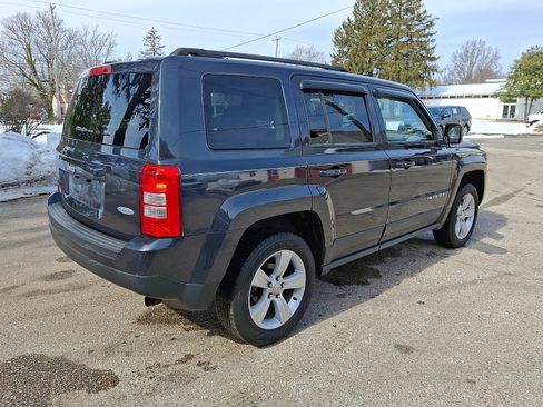 Used 2014 Jeep Patriot Latitude image 6
