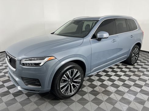 Used 2021 Volvo XC90 T6 Momentum w/ Protection Package Premier AWD/4WD image 8