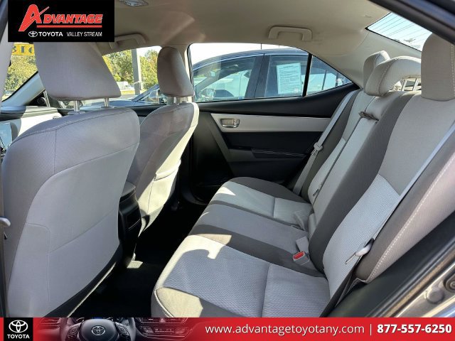 Used 2018 Toyota Corolla LE FWD image 14