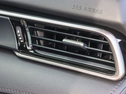 Used 2023 Toyota Camry LE image 32