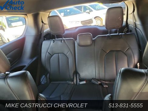 Used 2025 Chrysler Pacifica Select FWD image 22