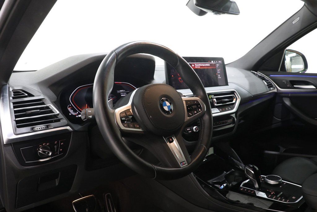 Used 2024 BMW X4 xDrive30i w/ Premium Package AWD/4WD image 16