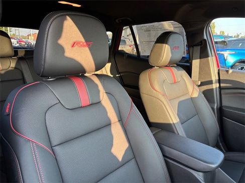 New 2026 Chevrolet Trax RS w/ Sunroof Package image 30