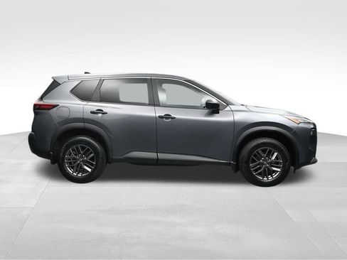 Used 2023 Nissan Rogue S AWD/4WD image 6