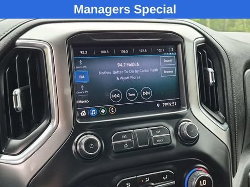 Used 2019 Chevrolet Silverado 1500 LT Trail Boss w/ Convenience Package AWD/4WD image 35