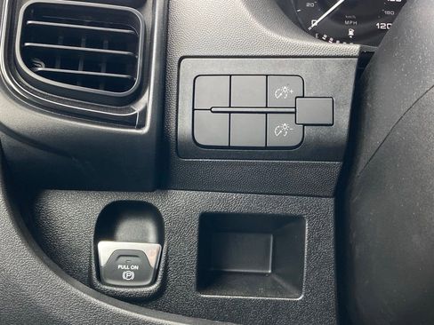 Used 2025 RAM ProMaster 1500 image 16