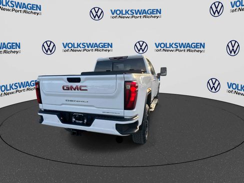 Used 2025 GMC Sierra 3500 Denali w/ Denali Reserve Package AWD/4WD image 14