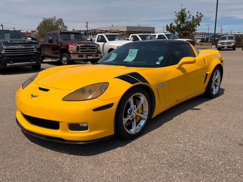 Used 2012 Chevrolet Corvette Grand Sport w/ 2LT Preferred Equipment Group RWD image 2