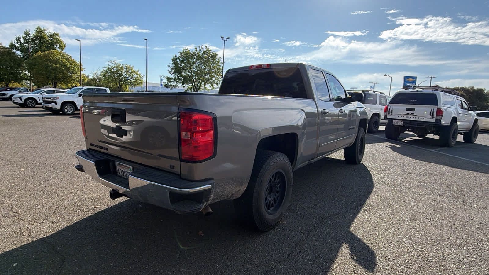 Used 2017 Chevrolet Silverado 1500 LT w/ All Star Edition AWD/4WD image 5