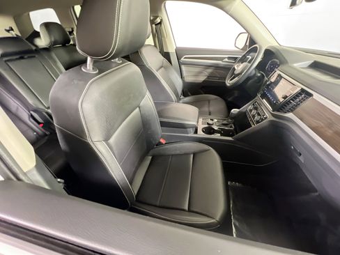 Used 2023 Volkswagen Atlas SE image 27