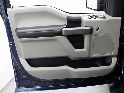 Used 2018 Ford F150 XLT w/ Trailer Tow Package image 22