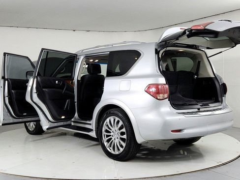 Used 2016 INFINITI QX80 4WD w/ Deluxe Technology Package image 11