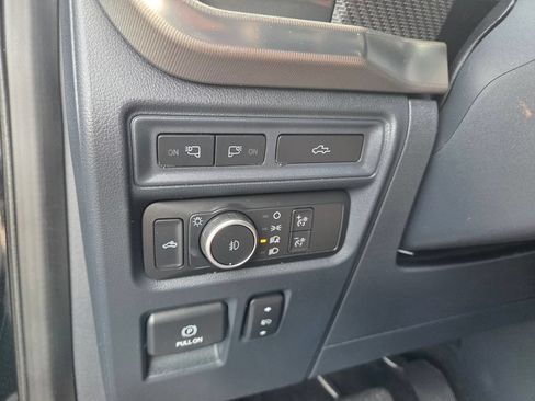 Used 2022 Ford F150 Raptor w/ Raptor 37 Performance Package AWD/4WD image 22