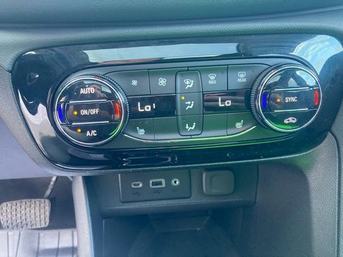 Certified 2023 Buick Encore GX Select w/ Experience Buick Package image 26