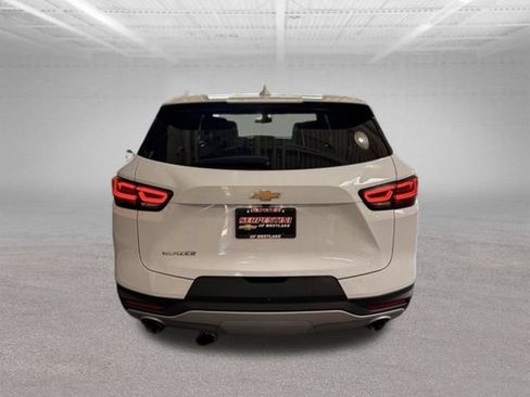 Used 2024 Chevrolet Blazer LT FWD image 19