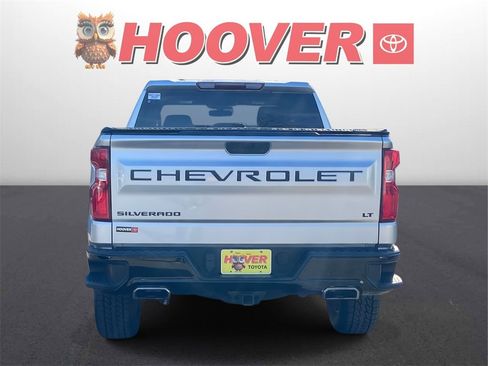 Used 2021 Chevrolet Silverado 1500 LT Trail Boss w/ LPO, Dark Essentials Package image 3