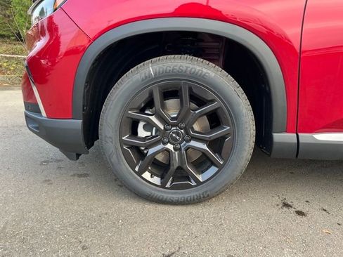 New 2025 Honda Pilot Touring image 31